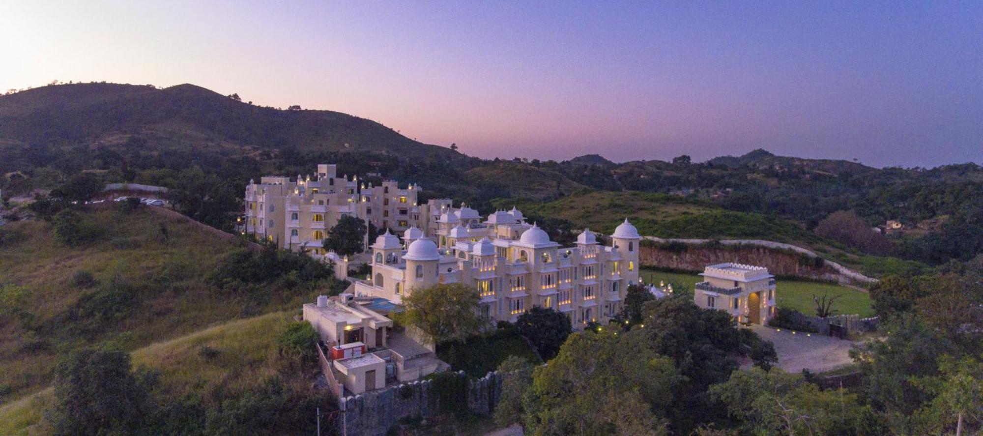 The Everest Hill Resort Kumbhalgarh Extérieur photo