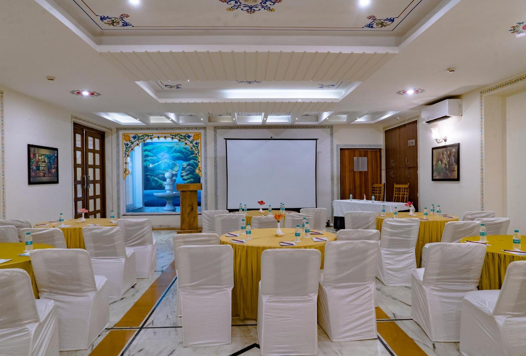 The Everest Hill Resort Kumbhalgarh Extérieur photo